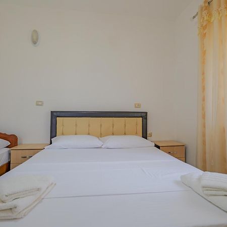 Brahimi Guest House Ksamil Exterior foto