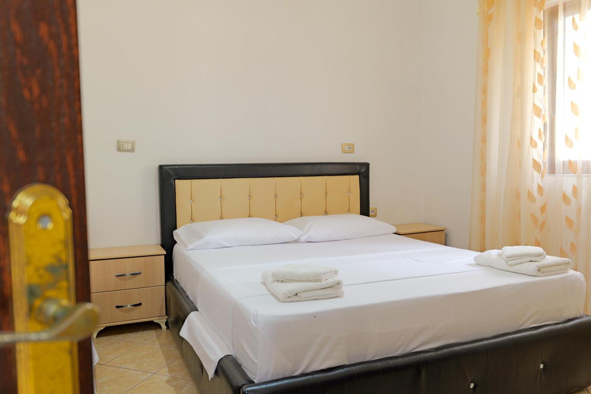 Brahimi Guest House Ksamil Exterior foto