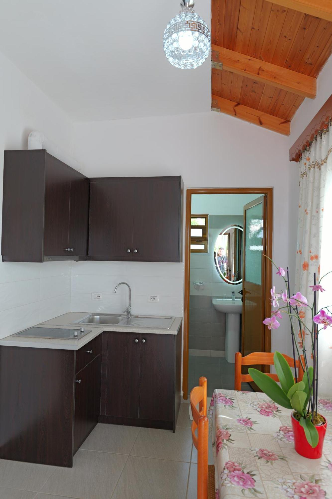Brahimi Guest House Ksamil Exterior foto