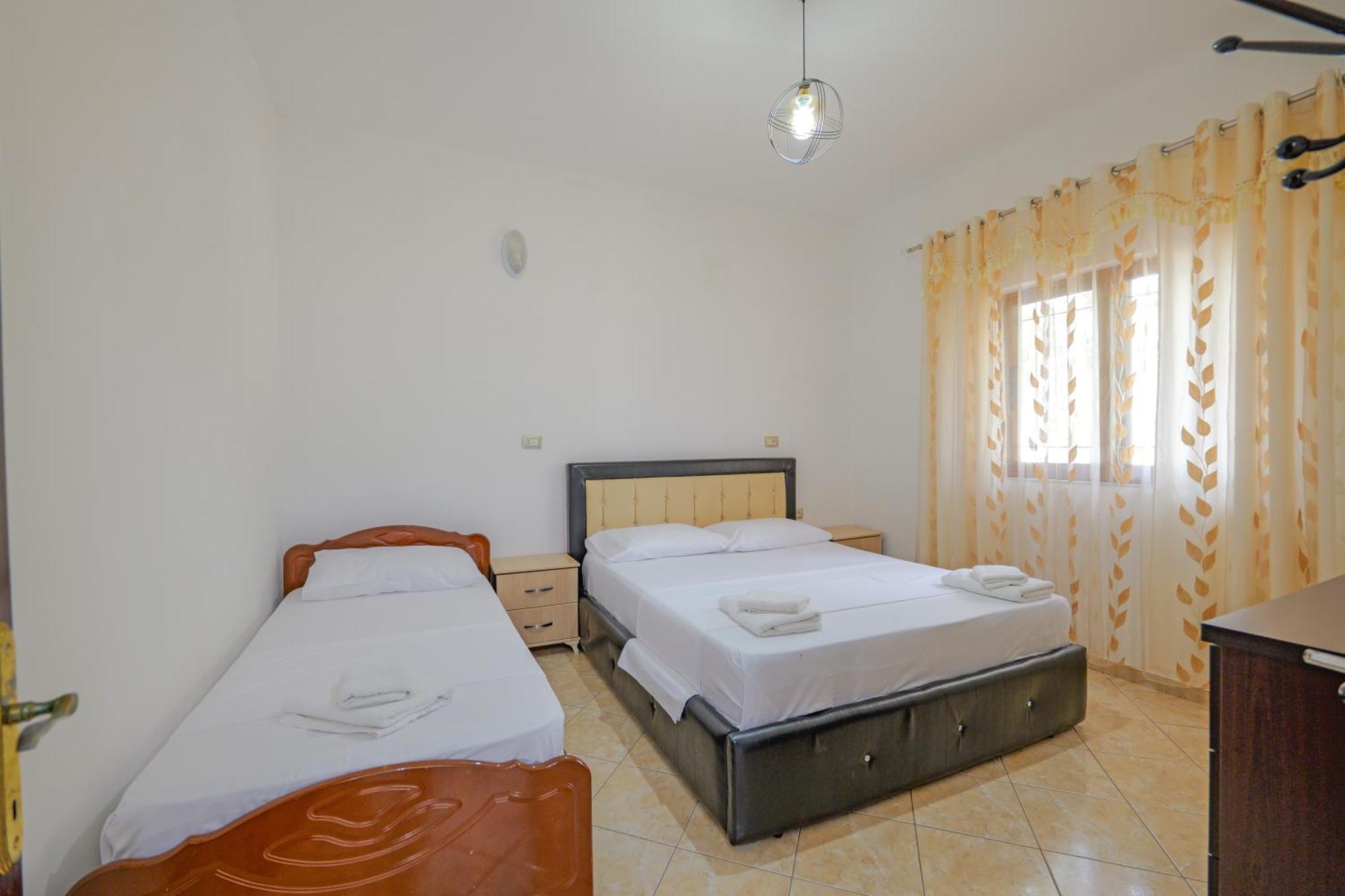 Brahimi Guest House Ksamil Exterior foto