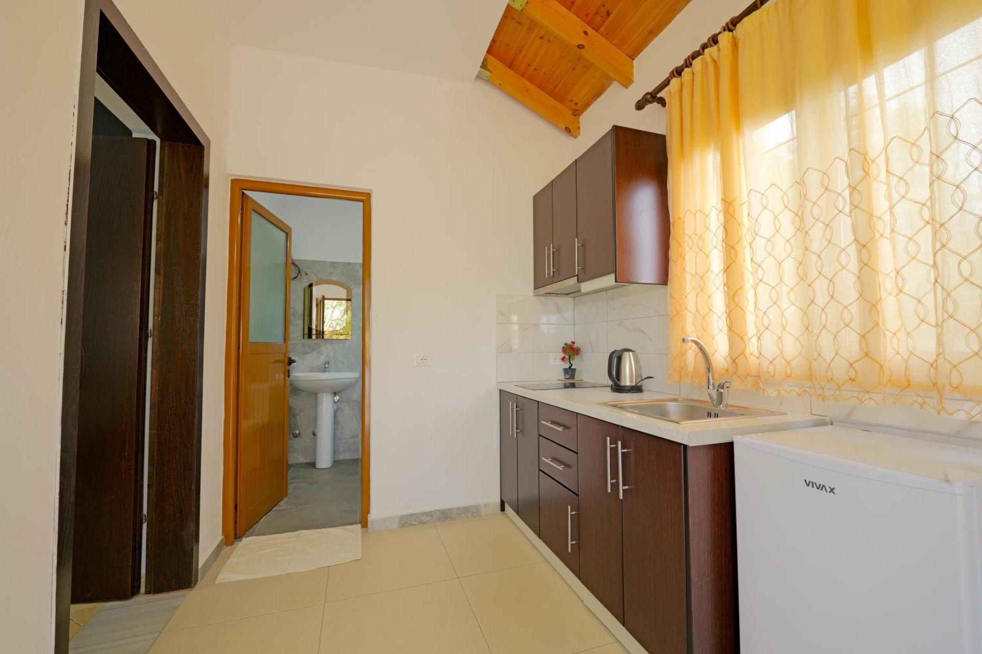 Brahimi Guest House Ksamil Exterior foto