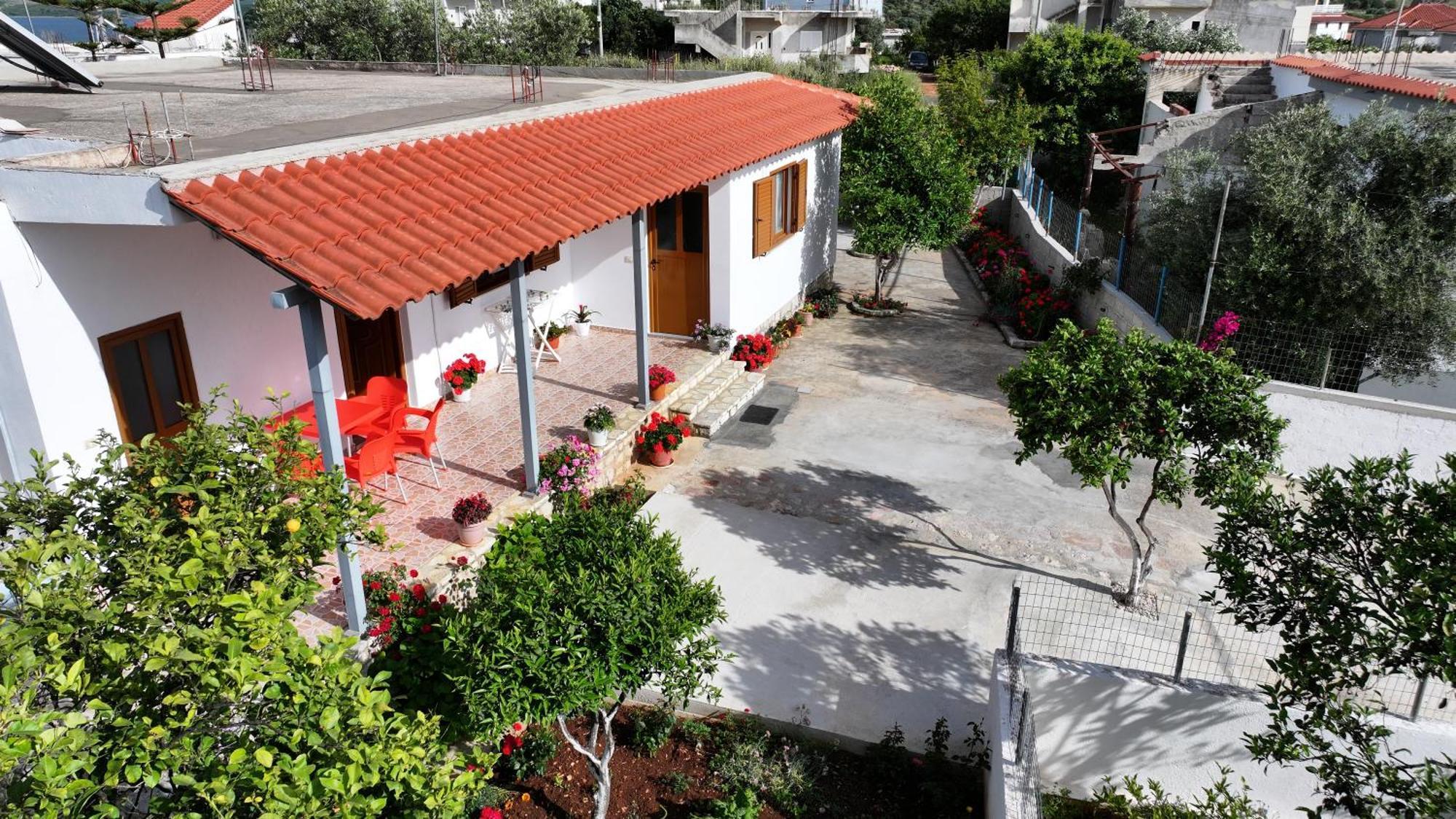 Brahimi Guest House Ksamil Exterior foto